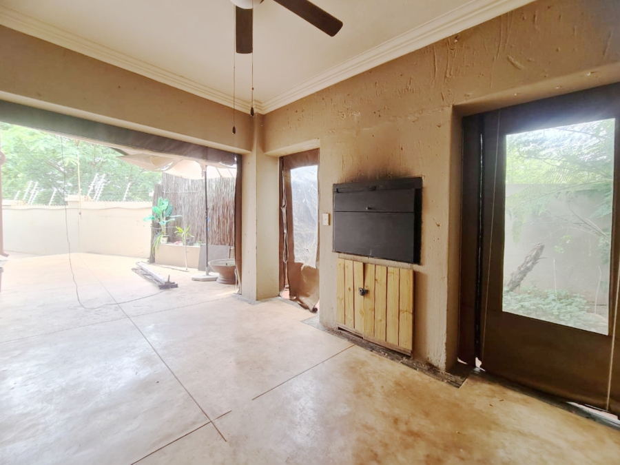 To Let 3 Bedroom Property for Rent in Melodie North West